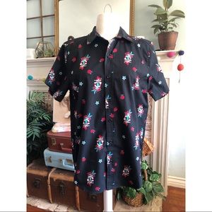 COPY - NWT Hot Topic Ariel button down